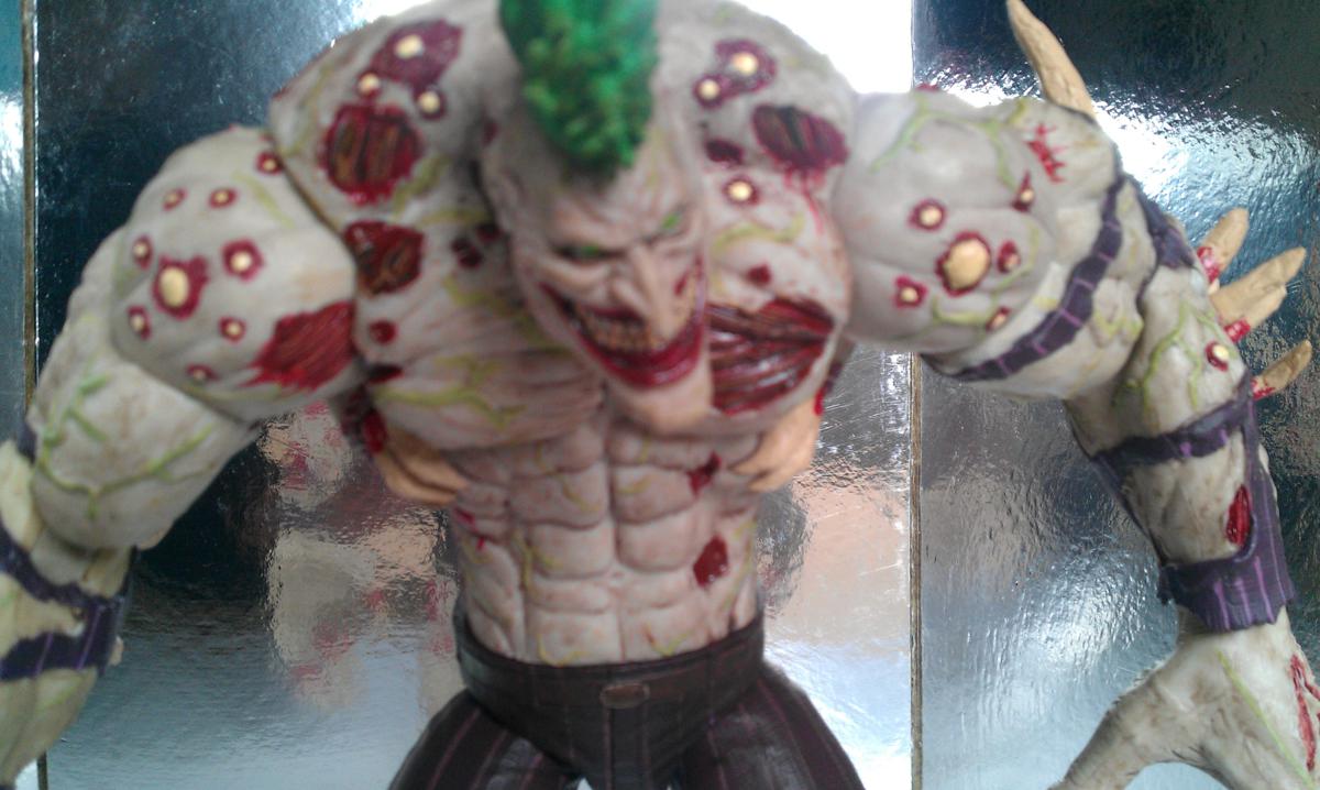 Arkham Asylum Titan Joker Toy Review