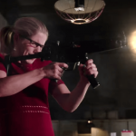 Arrow season 4 Felicity Machine gun